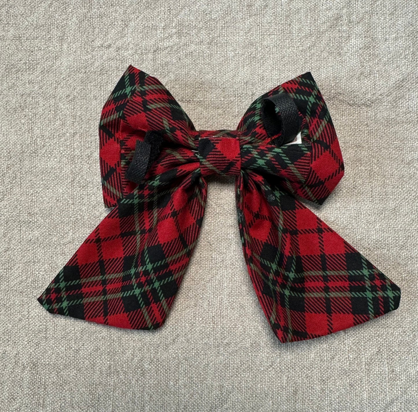 Red plaid bow
