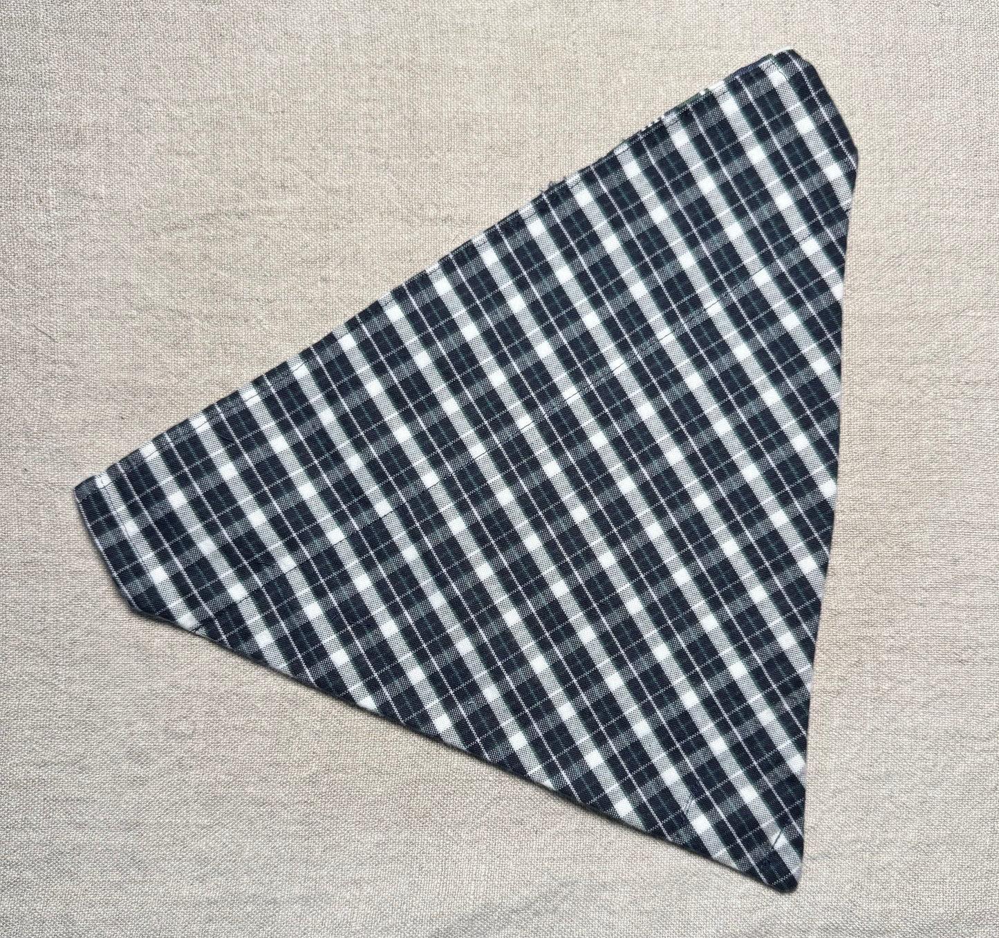 White, Navy & Green Plaid