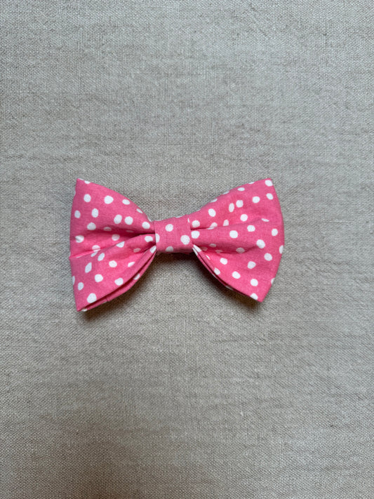 Pink and white polka dot bow tie