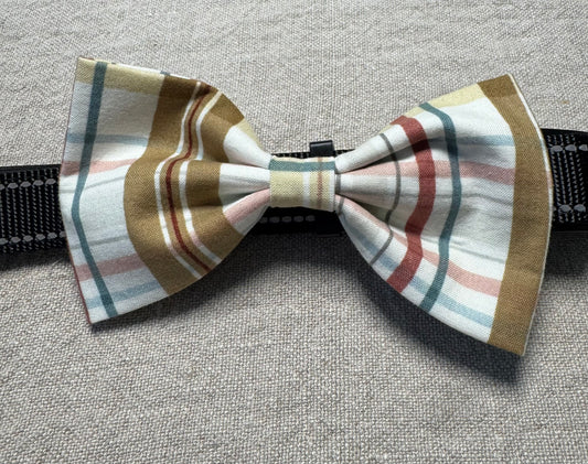 Light Fall Plaid Bow Tie